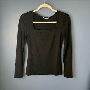 Black Square Neck Long Sleeve Shirt
